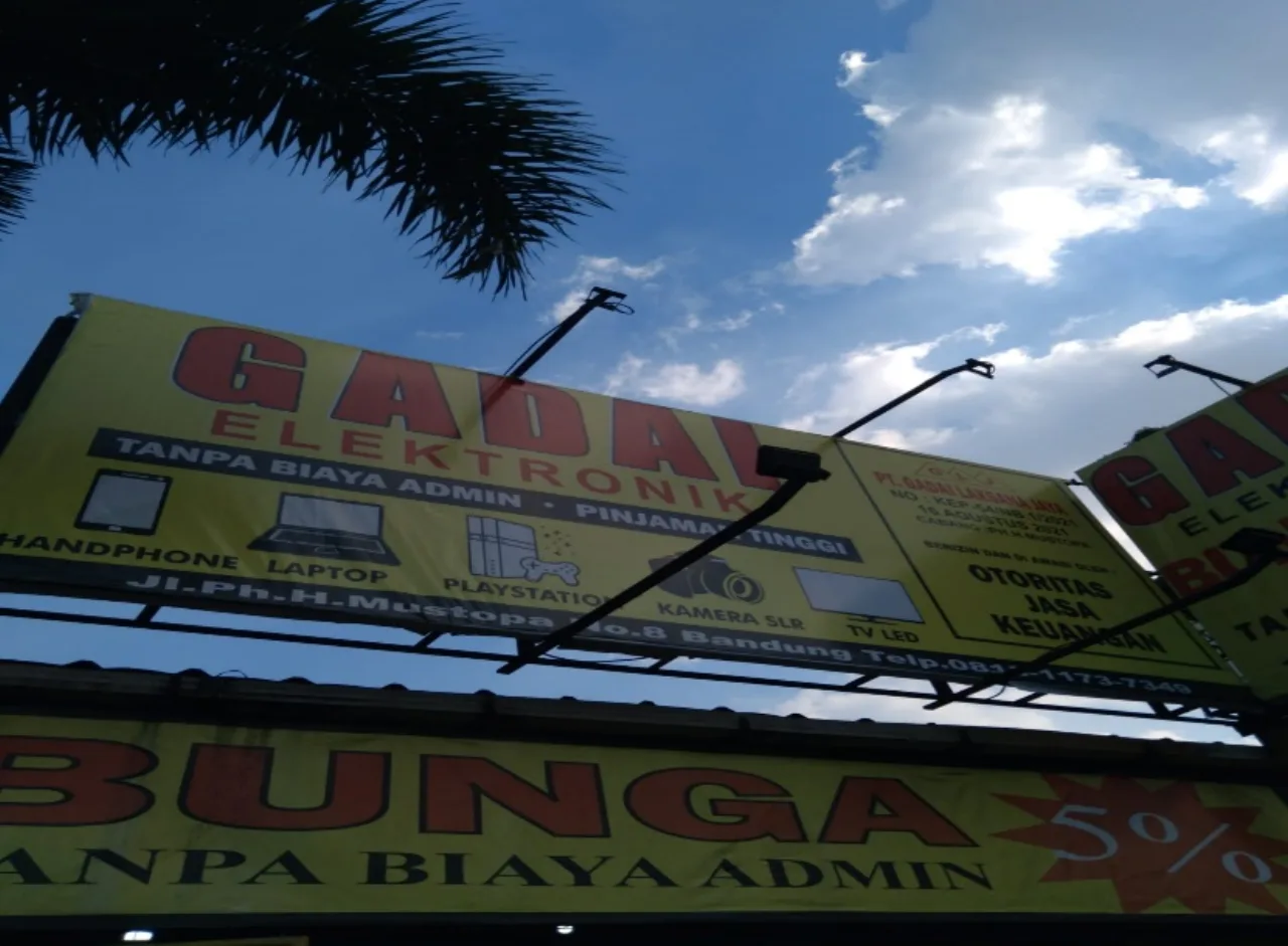 Gadai Laksana Jaya Ibrahim Adjie